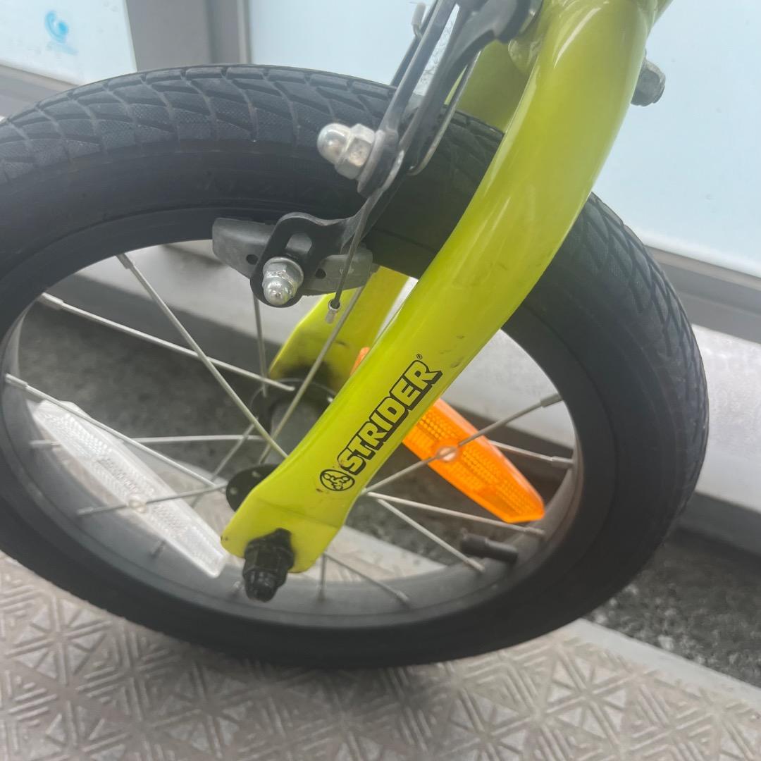 空気入れ・取説付⭐︎ペダルあり＆なし両方部品あり⭐︎ストライダー