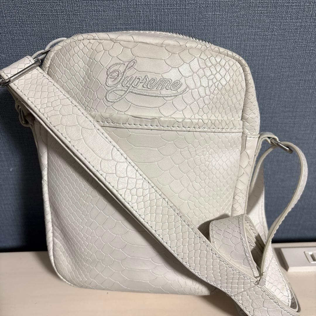 Supreme×Nike Leather Shoulder Bag(白) - メルカリ