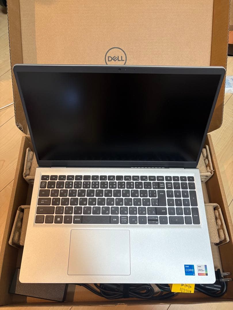 DELL 2023年モデル 512GB ほぼ未使用 ノートパソコン ノートパソコン XPS 13 9350 プラチナシルバー MX83T-EWL [Copilot+ PC