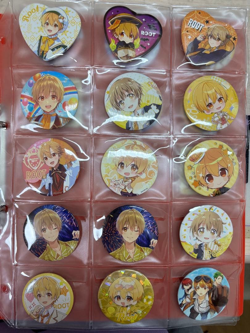 すとぷり　るぅと　莉犬　ころん　さとみ　ジェル　缶バッジ　カード