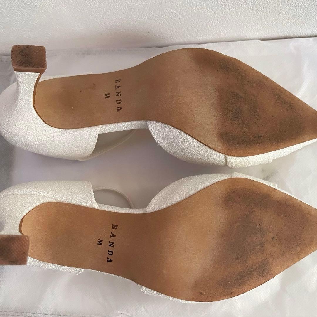 RANDA ビジューパーツストラップパンプス アイボリー 23.5cm