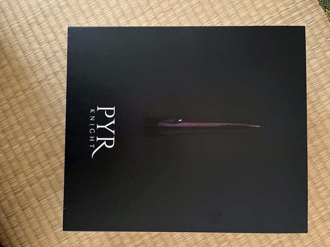 PYR KNIGHT 美顔器 ブラック PYR KNIGHT(パイラナイト) | 美顔器・美容グッズ | AMAZONES ONLINE