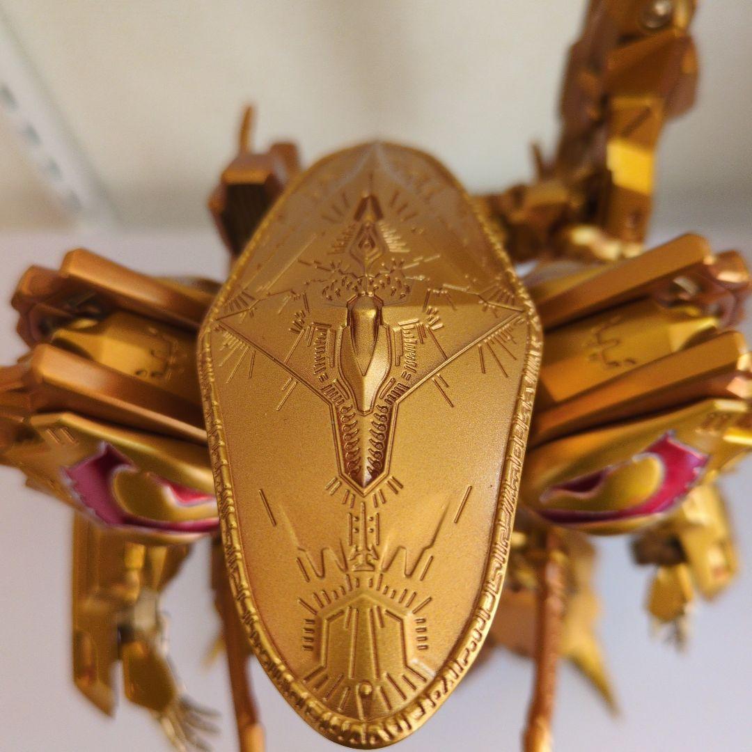 ボークスIMS 1／100サイズ　ザ・ナイト・オブ・ゴールド