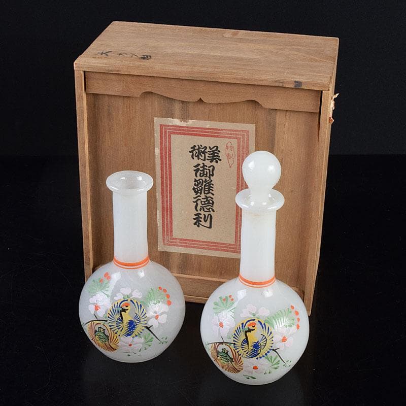 ガラス工芸　鶴亀図　雛徳利　一對　時代箱　縁起物　V　R8928 ガラス工芸 鶴亀図 雛徳利 一對 時代箱 縁起物 V R8928 ガラス工芸 鶴