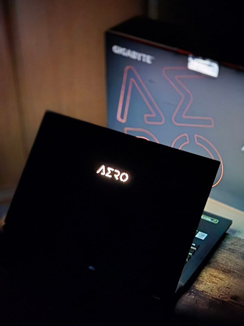 GIGABYTE AERO 17 UHD i7-10875H RTX2060 - メルカリ