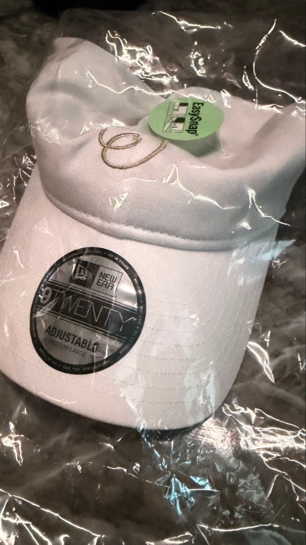 新品 未使用 櫻坂46 ×ニューエラ キャップ ホワイト - メルカリ