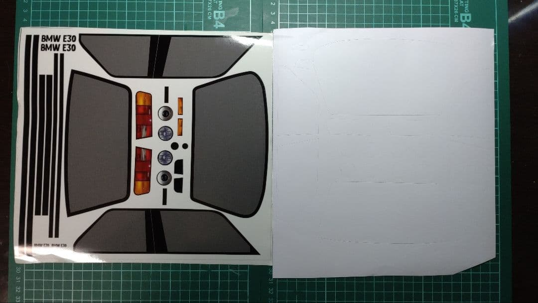 新品 無塗装 BMW E30 APLASTICS ラジドリ ボディ