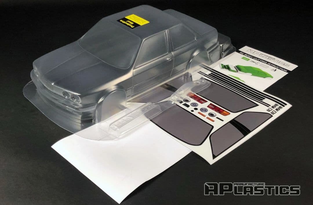 新品 無塗装 BMW E30 APLASTICS ラジドリ ボディ