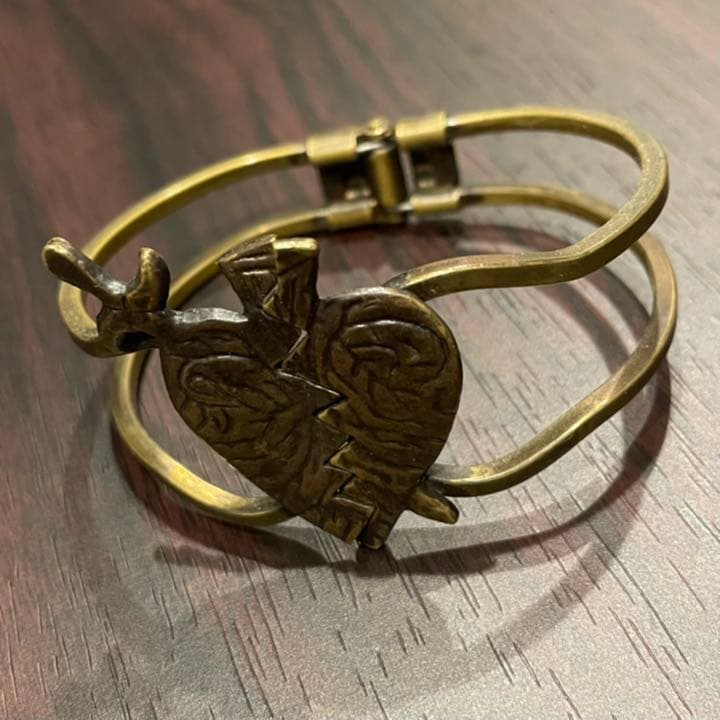 美品】gunda hyde hyde着 ガンダ バングル ブレスレット - メルカリ