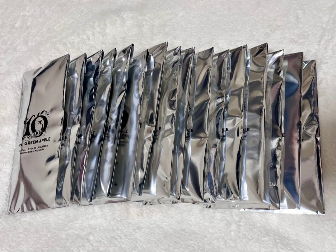 Mrs. GREEN APPLE ミセス　ランダムチャームキーホルダー　全16種