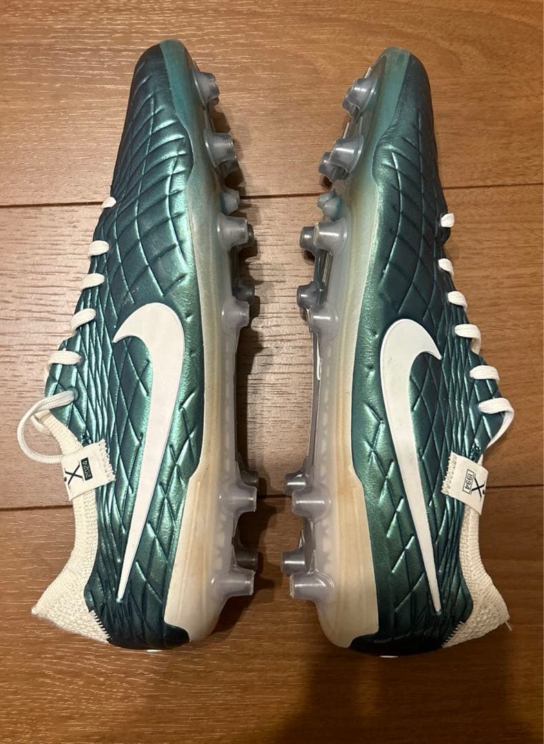 極美品】NIKE TIEMPO LEGEND 10 ELITE AG 30周年 - メルカリ