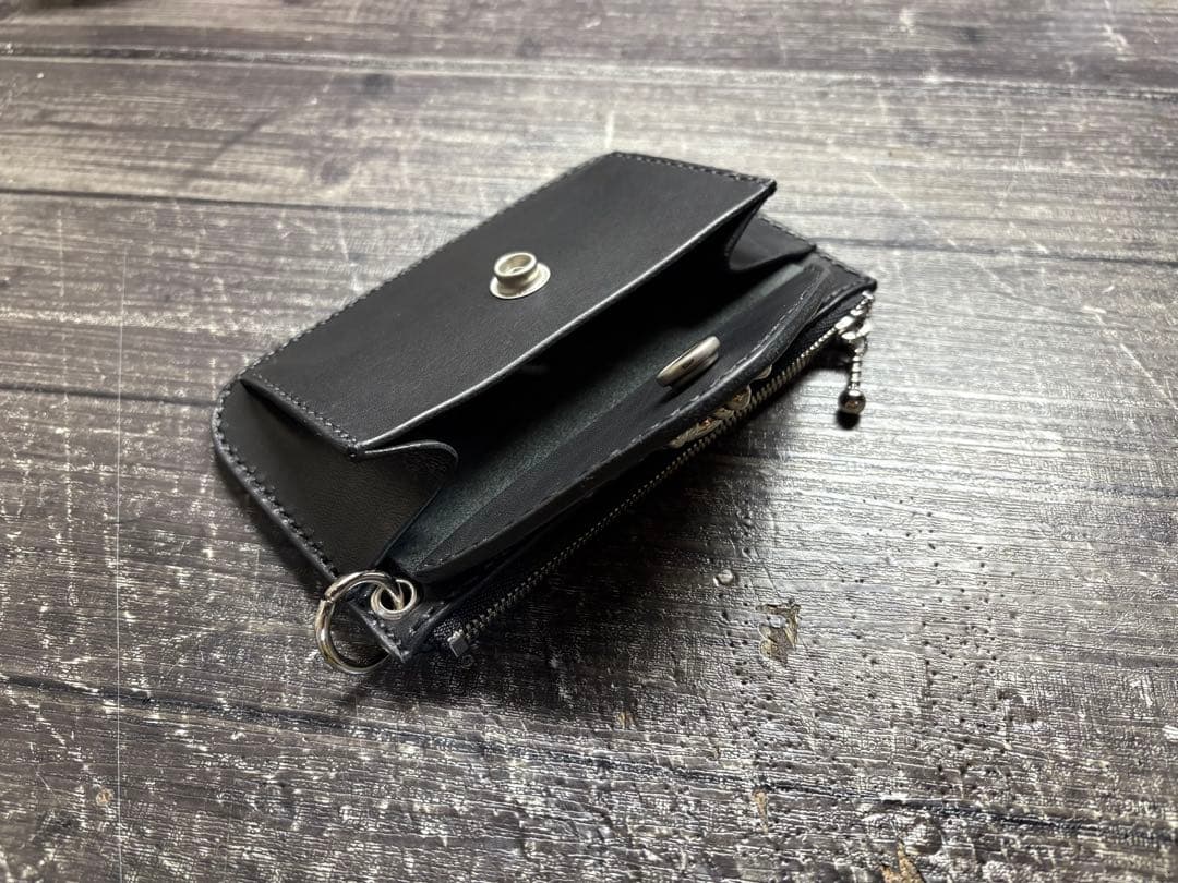 栃木サドルレザー スタッズユーティリティコンパクトウォレット