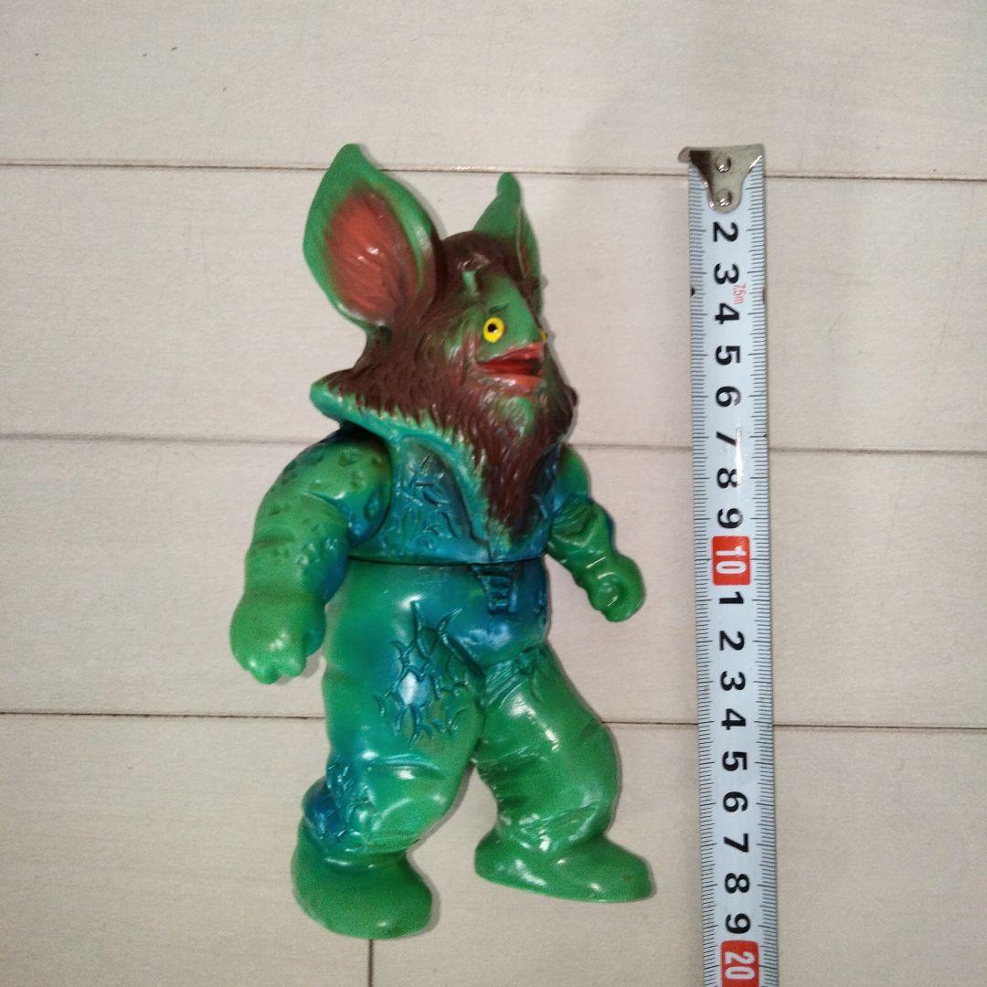 ウルトラセブン　怪獣イカルス星人 ソフビフィギュア
