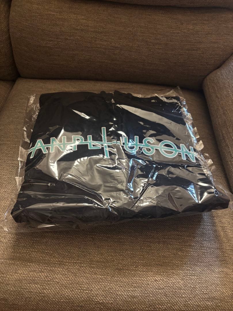 未開封フーディー ZIP-UP ブラック　GD FAM