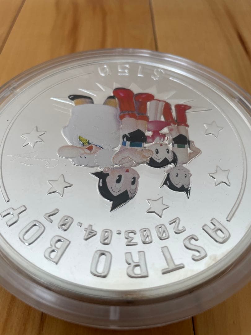 シエラレオネ 鉄腕アトム生誕記念 1キロ銀貨 $150 ASTROBOY - メルカリ