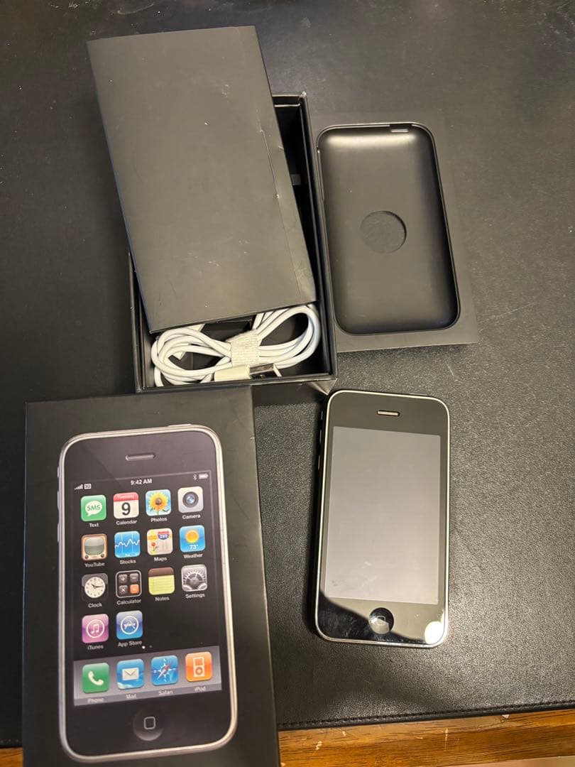 USED 日本での最初の機種】Apple iPhone3G 黒