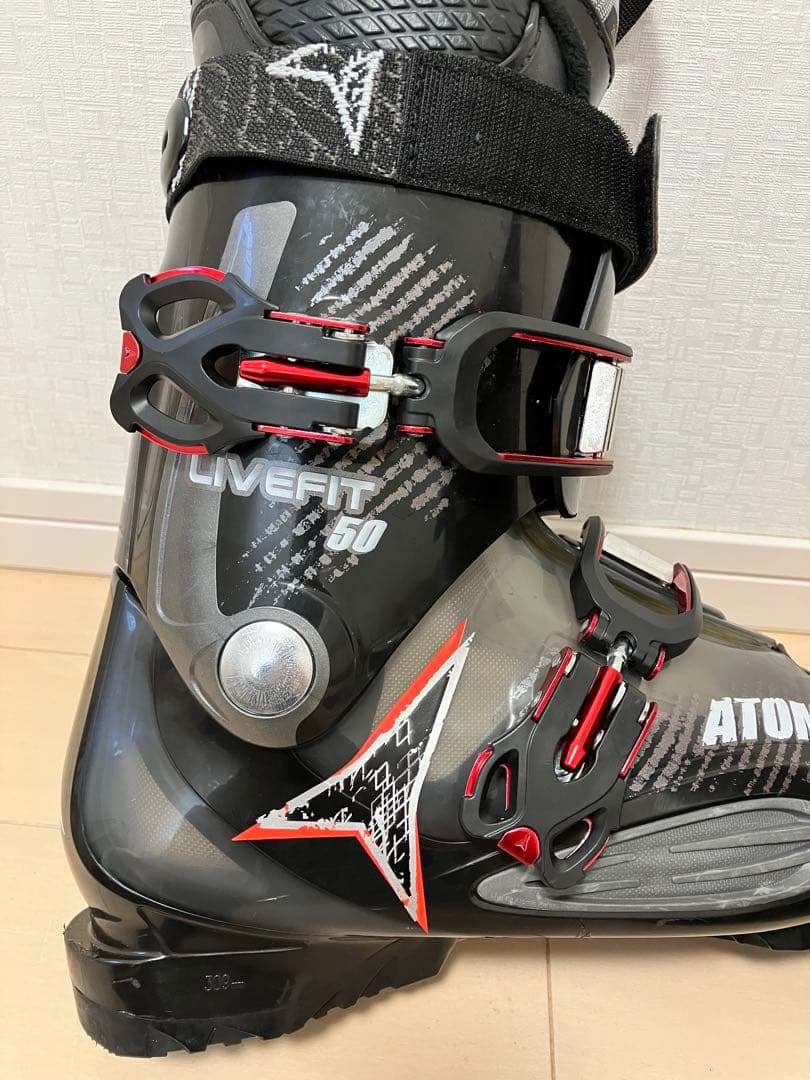 ATOMIC LIVEFIT 50 アトミック　26.0cm スキーブーツ
