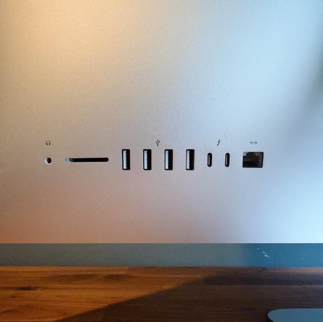 [Rino]iMac 5K 27インチ 4.2GHz i7 メモリ64GB