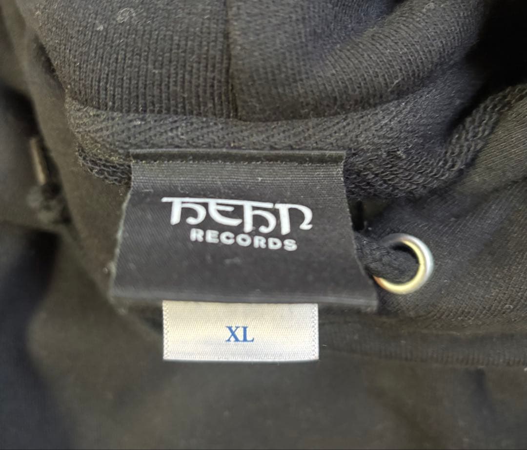 LA S A フード付き黒パーカー 藤井風グッズ　XLサイズ