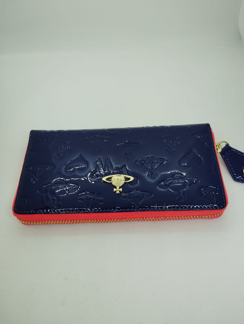 12/15までの特価！袋箱付き新品ヴィヴィアンウエストウッド長財布