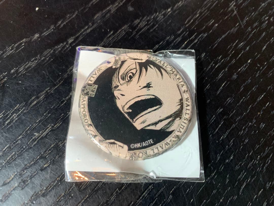 非売品 進撃の巨人展 2016 エレン リヴァイ 缶バッジセット 希少 レア