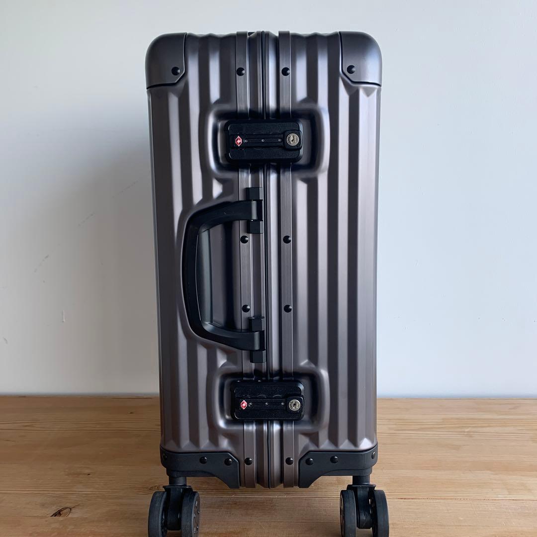 メルセデスベンツAMG スーツケース・キャリーバック 33L - メルカリ