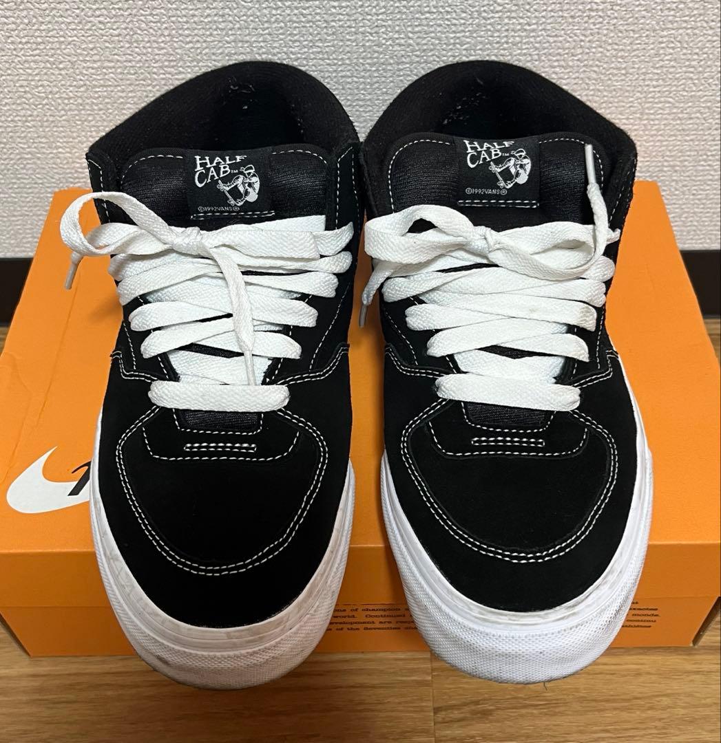 VANS HALF CAB ハーフキャブ ブラック/ホワイト 27.5cm