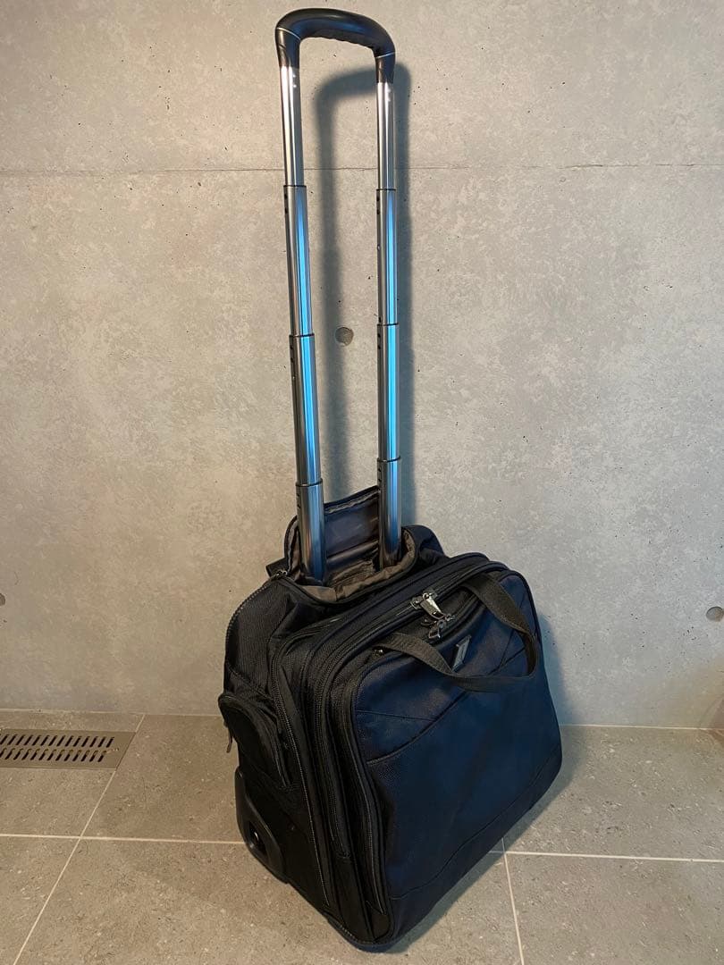 Travelpro FlightCrew5 トラベルプロ - メルカリ