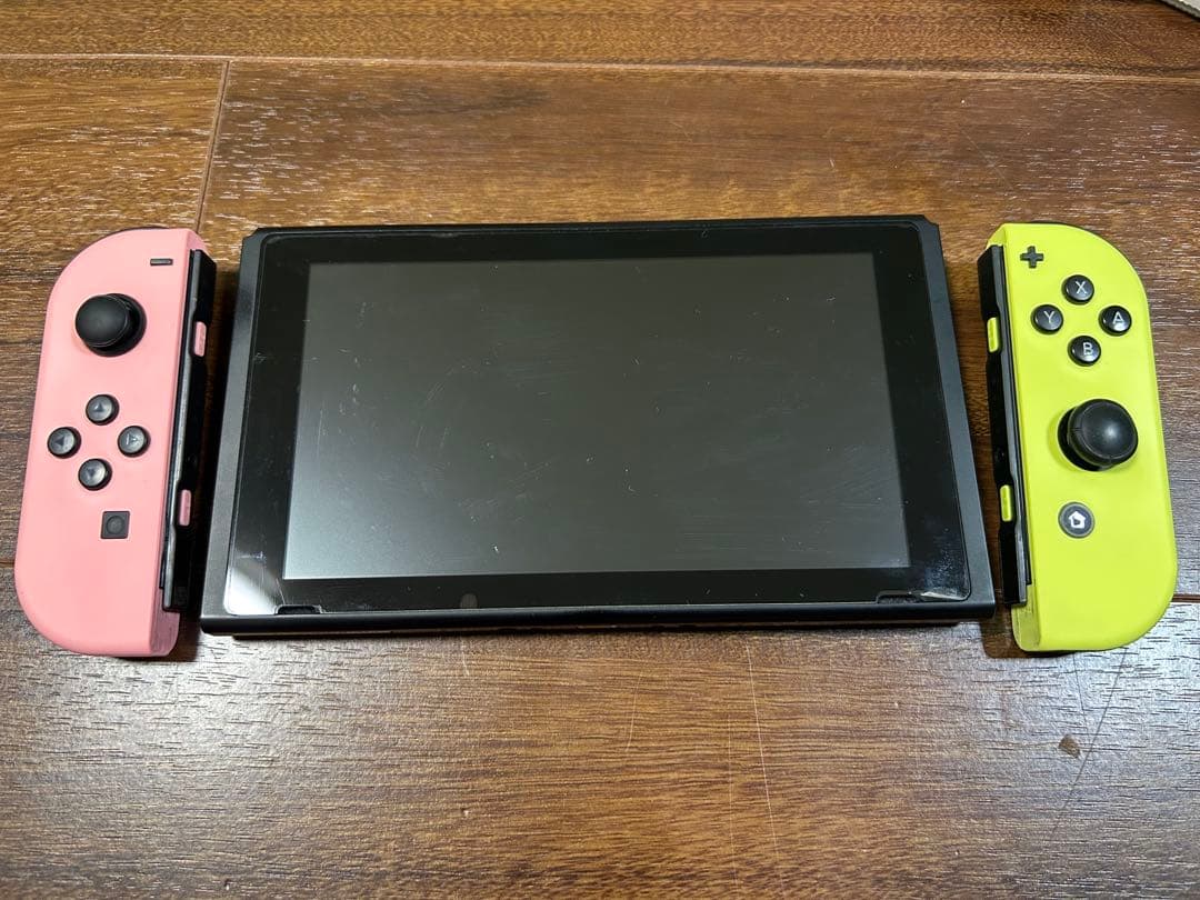 Switch 旧型 本体 Joy-Con ドック付属 microSD64GB付き - メルカリ
