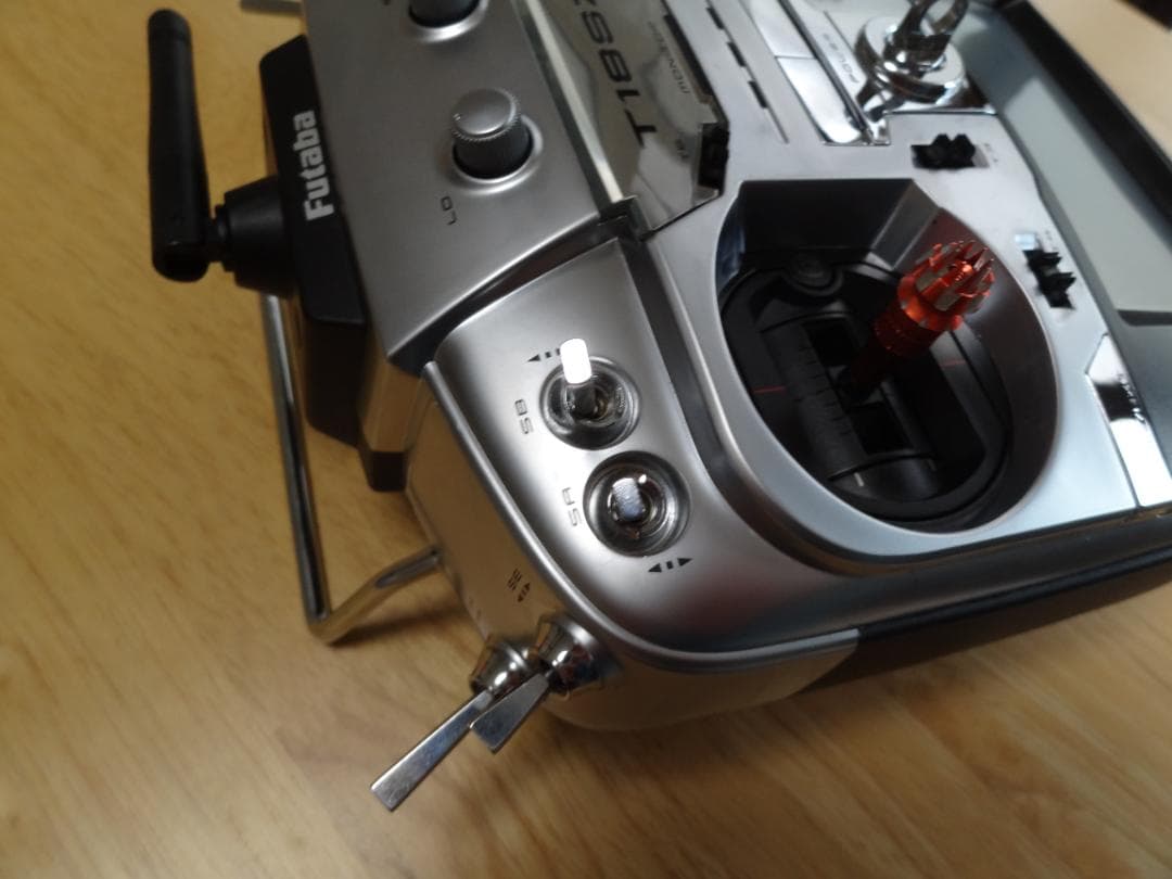 Futaba フタバ T18SZ 送信機