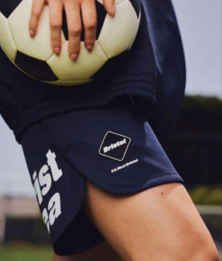 新品同様】FCRB×ウィンダンシー黒ショートパンツ SEA ハーフパンツ