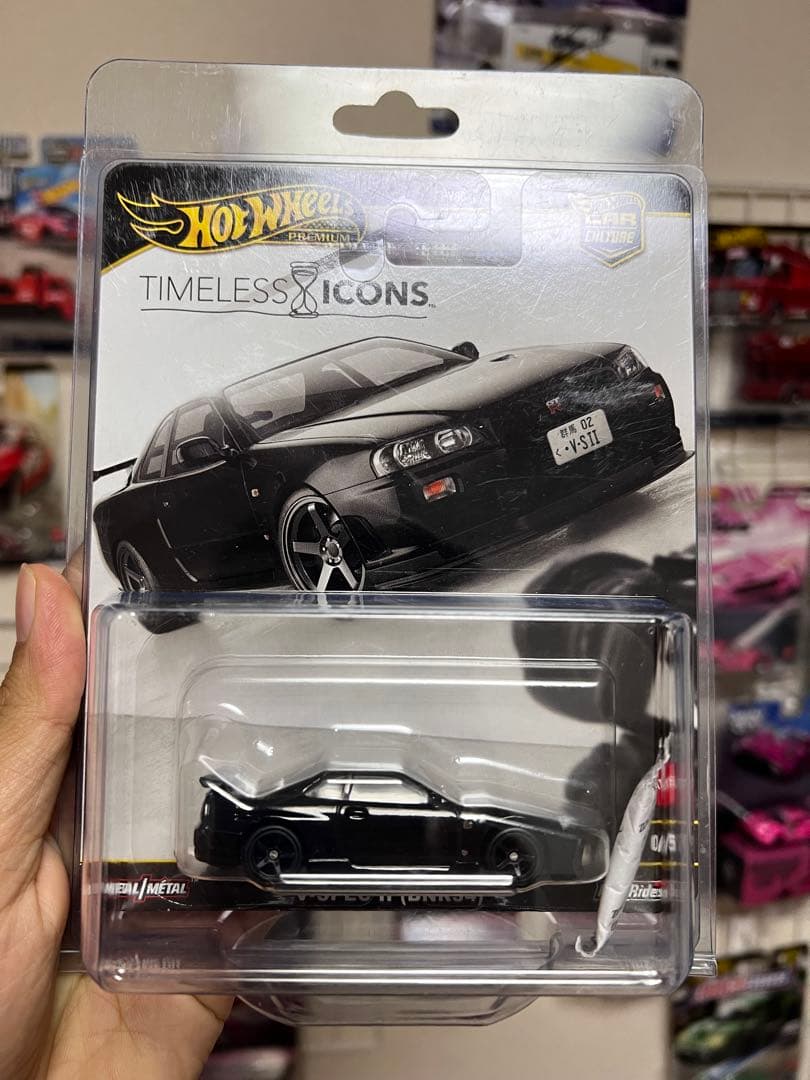 ホットウィール 　チェイス　スカイライン　GT-R V-SPECⅡ BNR34