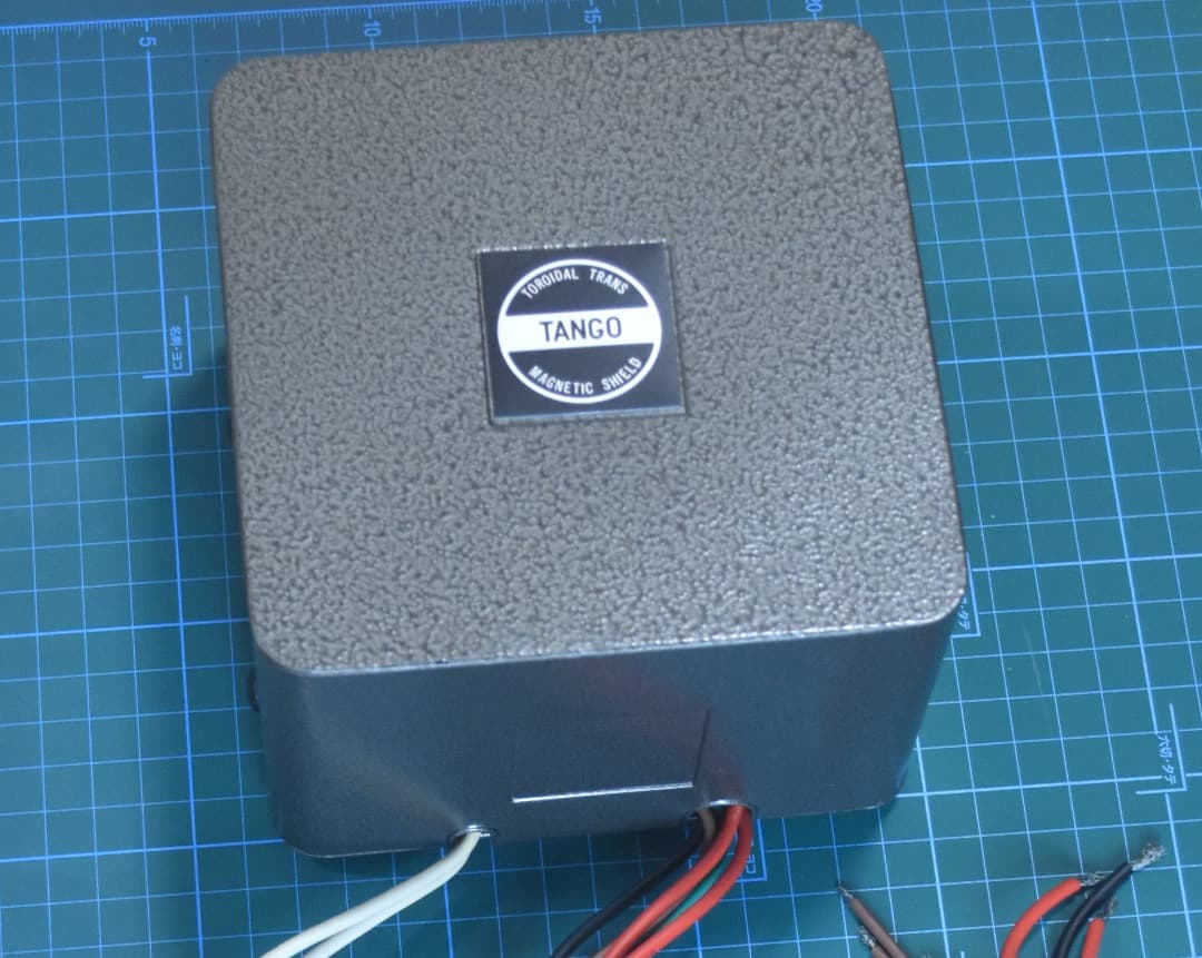 タンゴ特注　DCマイク電源用　240V入力トランス（金田式パーツ出品その43） タンゴ特注 DCマイク電源用 240V入力トランス（金田式パーツ出品その43）
