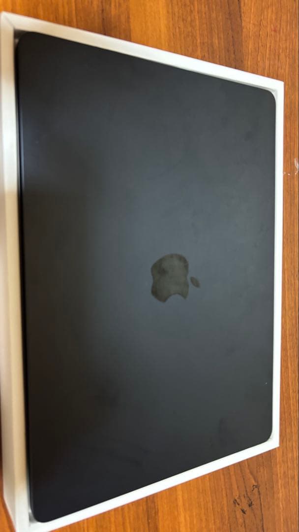 ジャンク】MacBook Air A2179（2020）箱あり／付属品あり