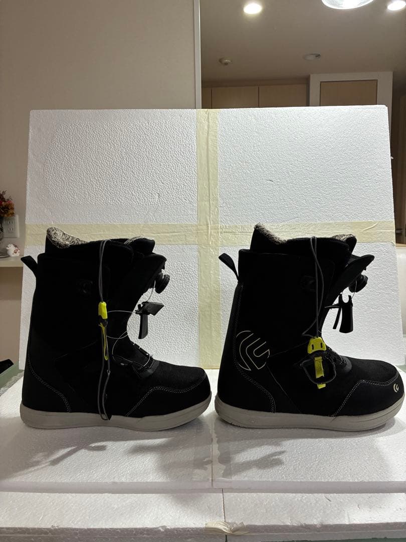 FLUX BORcoiler スノーボードブーツ ブラック 27.5cm