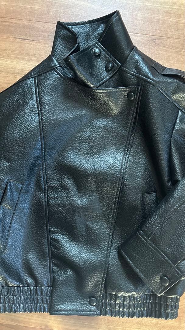 新品未使用 試着のみ ハイブラ風 ザラ風 フェイクレザージャケット