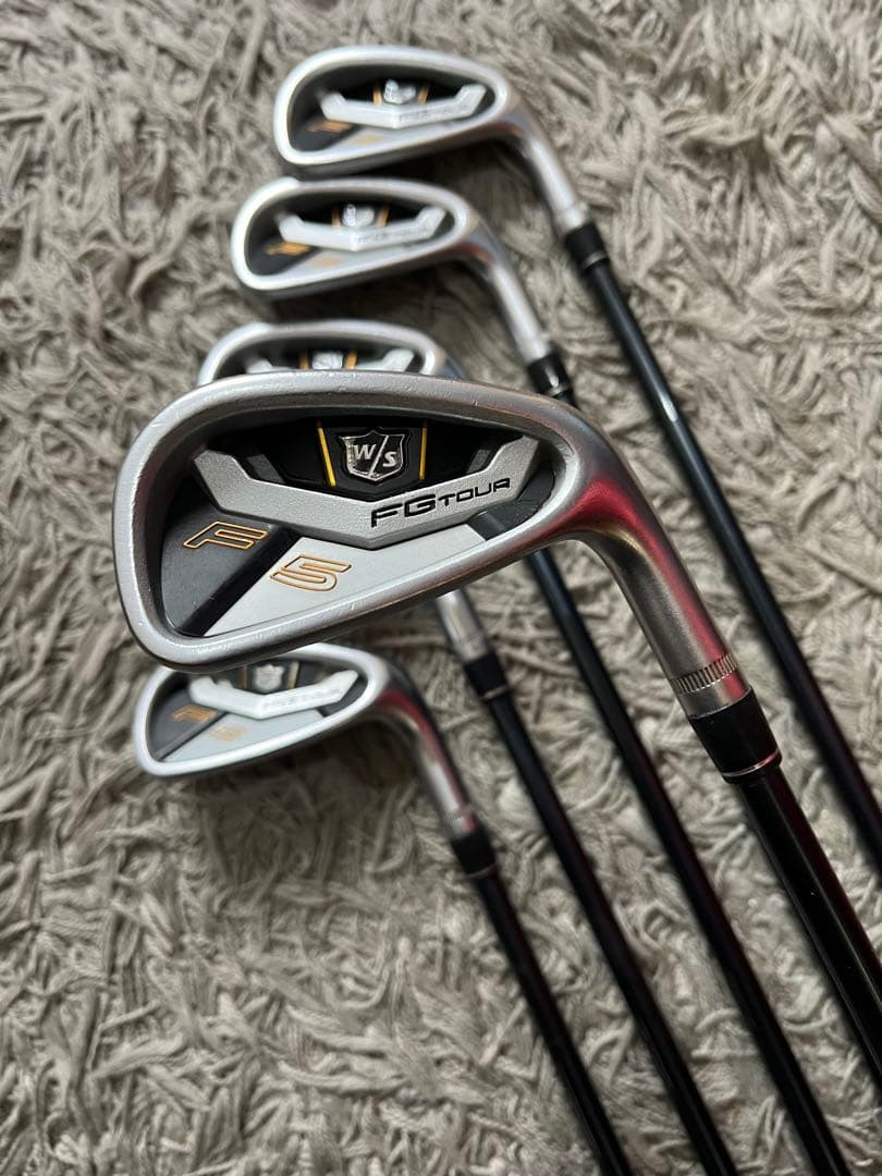 ウィルソンスタッフ FG TOUR F5アイアン6本セット 5-P - メルカリ