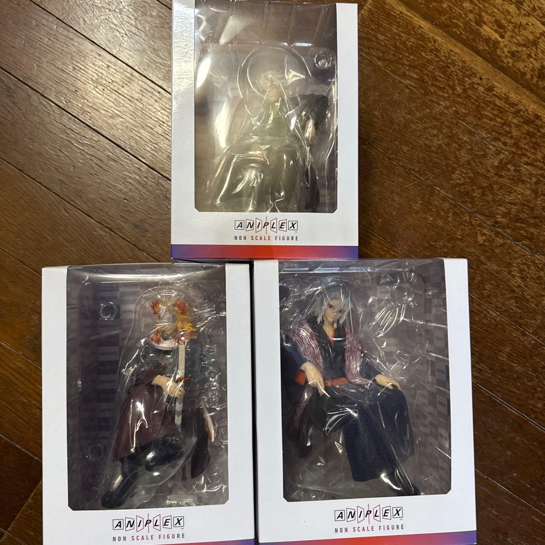 鬼滅の刃 アニプレックス ノンスケール フィギュア 3体セット - メルカリ