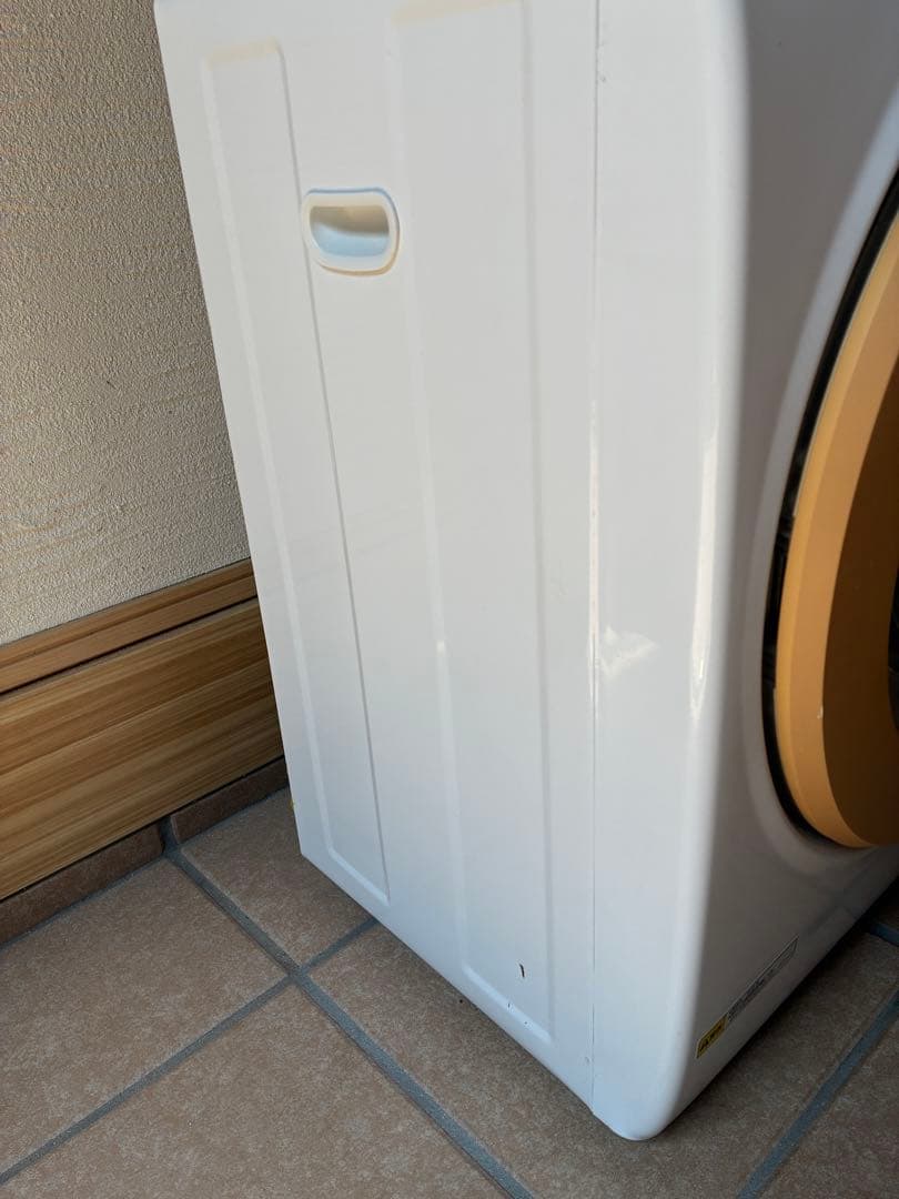 美品☆】2025年末削除予定。moco 小型 乾燥機 - メルカリ