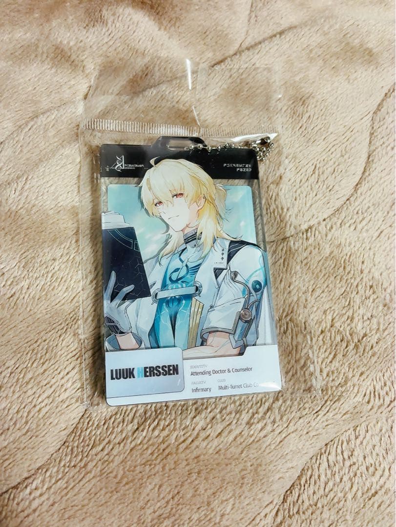 鳴潮 スペシャルライブ 特典 スタートーチ学園IDカード リューク 鳴潮 スタートーチ学園 IDカードキーホルダー【予約180日以内】 - HAKUTEA