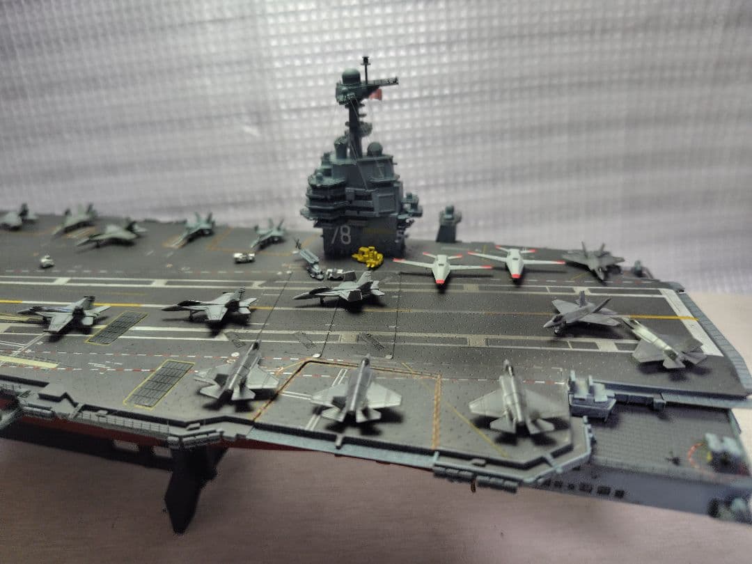 1/700 航空母艦 CVN-78 ジェラルド・R・フォード