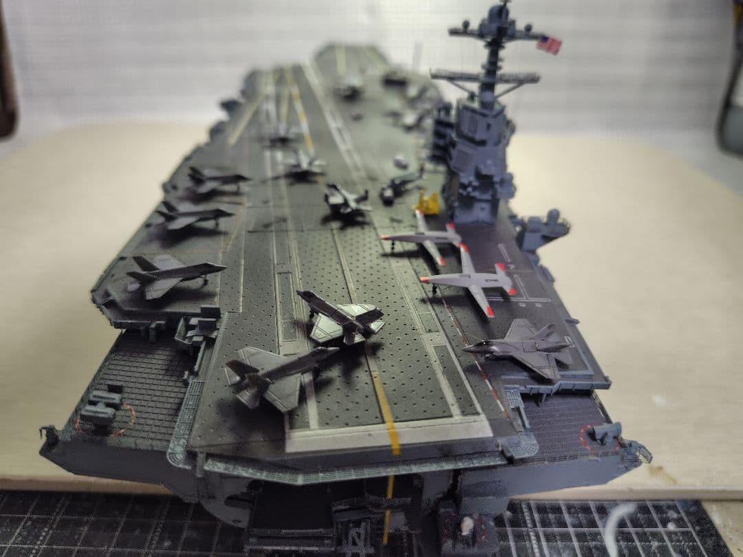 1/700 航空母艦 CVN-78 ジェラルド・R・フォード