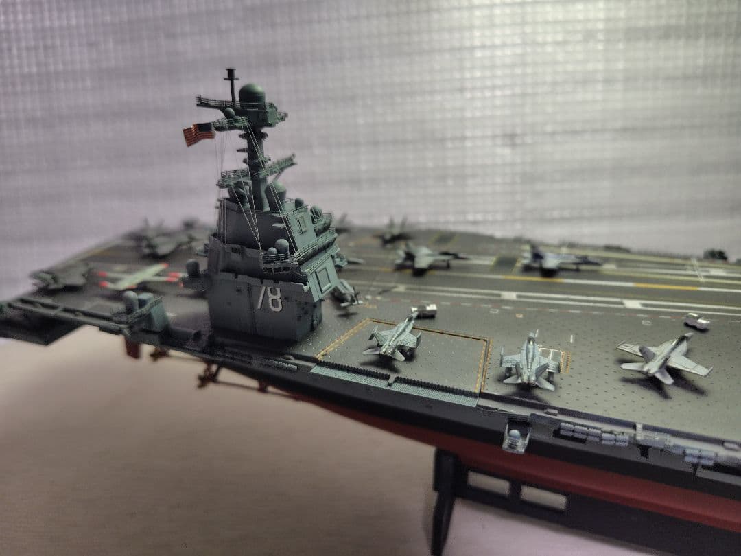 1/700 航空母艦 CVN-78 ジェラルド・R・フォード