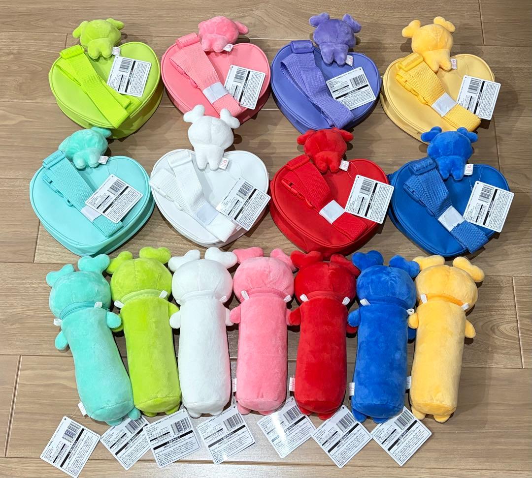 TWICE LOVELYS のびふにゃポーチ ぴょこきゅんボディバッグ 15種