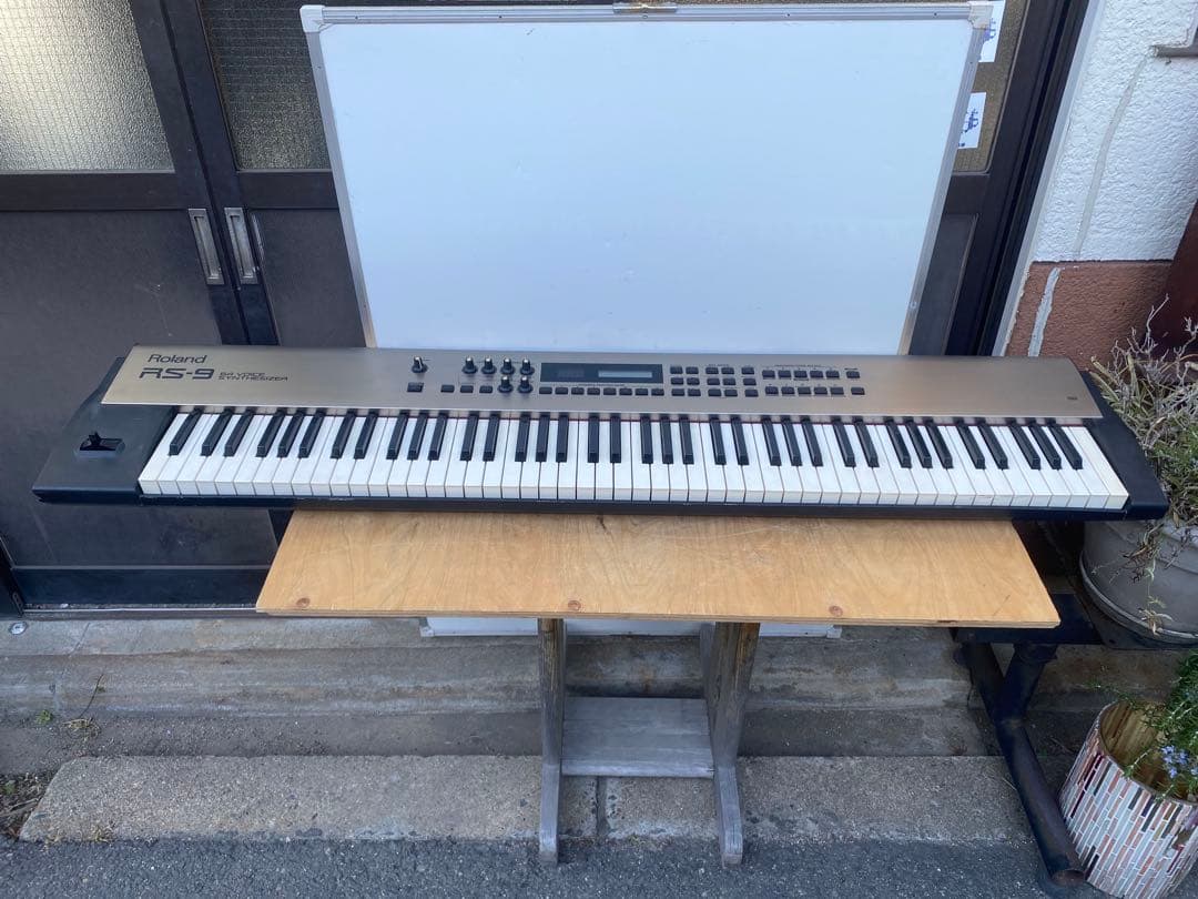 roland rs-9 64voice synthesizer シンセサイザー Roland RS-9 88-Key 64-Voice Keyboard Synthesizer - Local Pick-Up Only