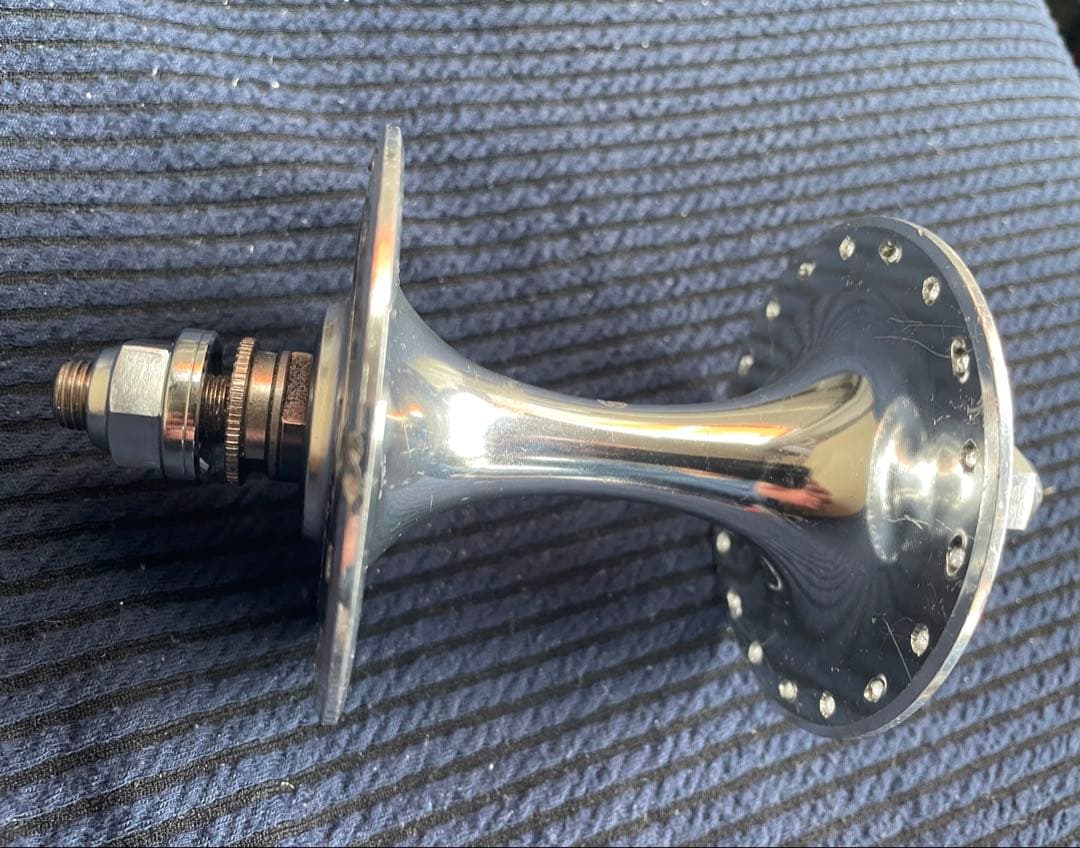 NJS YOSHIGAI GRANCOMPE ハブ 120mm 競輪 ピスト