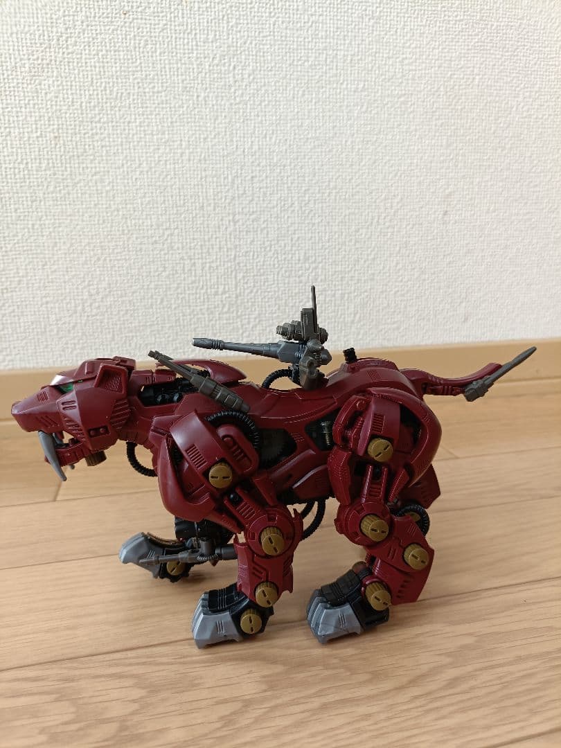 旧ゾイド　復刻版　ディメトロドン　アイアンコング　レッドホーン　セイバータイガー