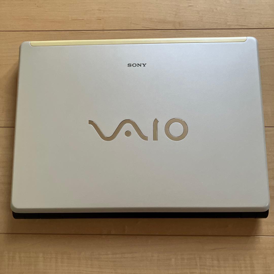 SONY VAIO ホワイトノートPC モデルPCG-7F1N - メルカリ