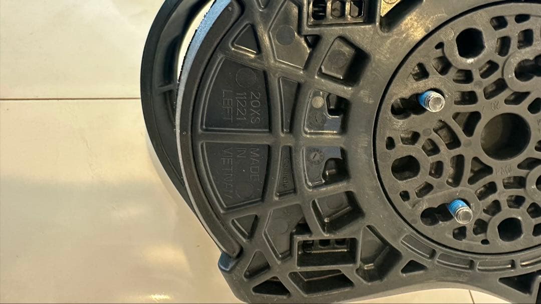 FLUX EM XSサイズ 21～23.5cm