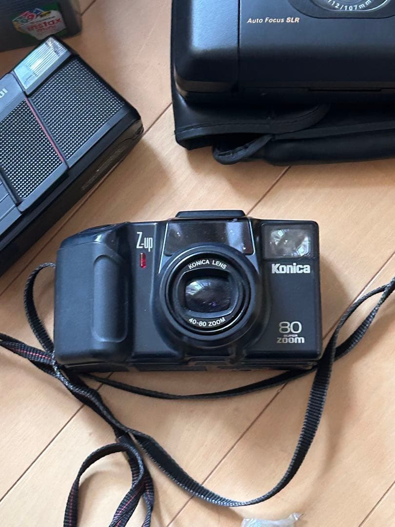 Canon アルミ アタッシュケースとカメラ6個 - メルカリ